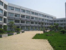 公路人行道修復(fù)